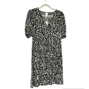H&M Animal Print Short Sleeve Midi Women's Dress Size S